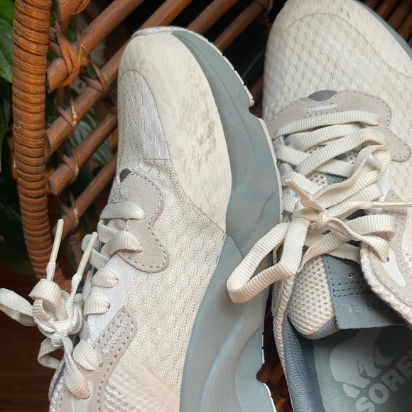 Sorel White/Lt Blue Sneakers  Sz 11 - Picture 2 of 7